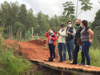 Puente Tacuatí: Equipo de fiscales se trasladó hasta donde cayó la estructura